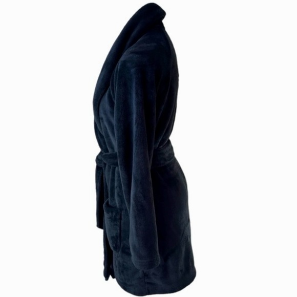 Victoria’s Secret cozy black plush logo robe with pockets size medium/large - Picture 4 of 7